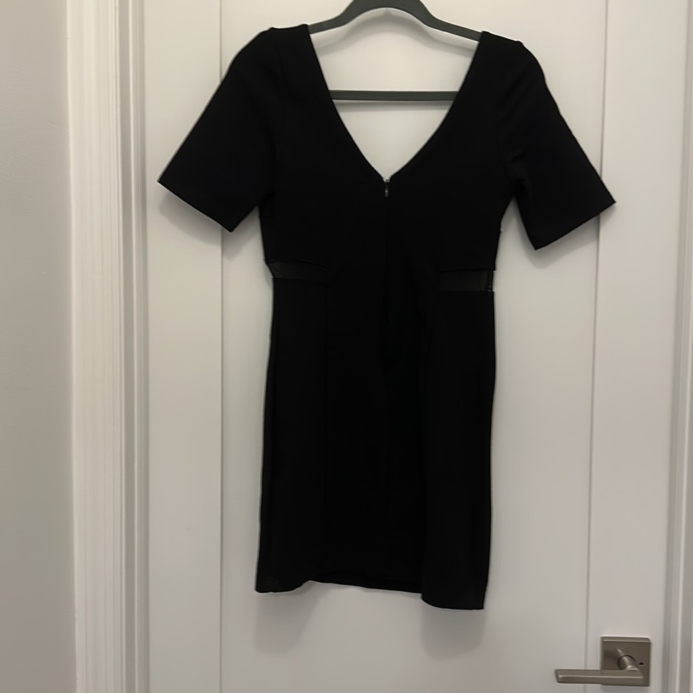 Black Mesh cutout vneck dress - Picture 3 of 4